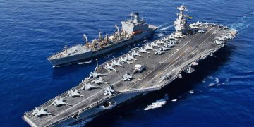 EVA GUTIÉRREZ. La nave más poderosa del imperialismo, el USS Gerald Ford, flojo de cloacas