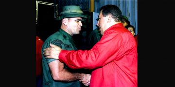 De cómo el general Vladimir Padrino López se olvidó del comandante Hugo Chávez