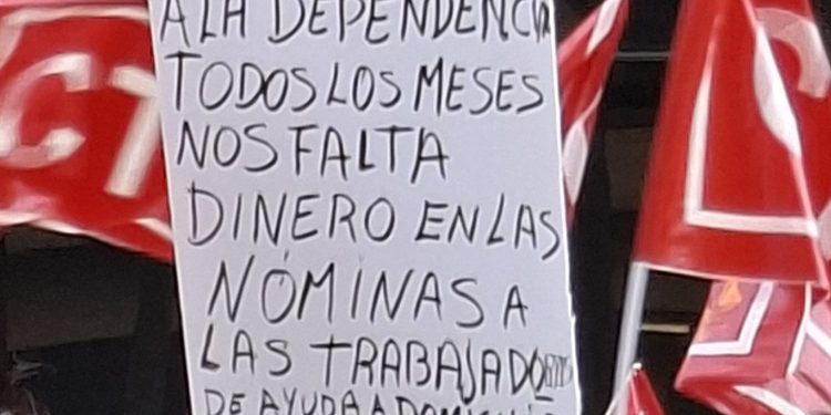 Trabajadoras de atención domiciliaria en Córdoba organizadas se enfrentan a la represión y explotación patronal