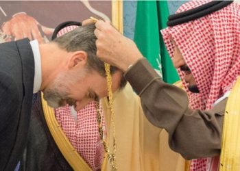El Borbón llamó a su par saudí, el «demócrata» bin Salman, preocupado porque Irán ha decidido defenderse