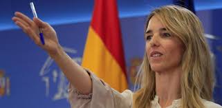 El PP, Cayetana y el 8 de marzo: invitan a dos mujeres disidentes, una cubana y otra iraní