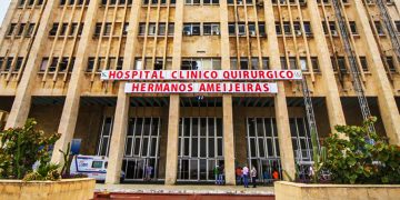 Doctora cubana explica cómo funcionan en los hospitales cuando se va la luz (vídeo)