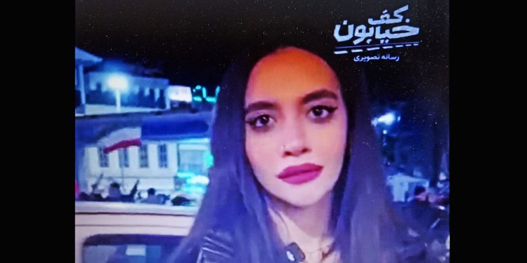 Una versión muy diferente la de esta iraní a la que nos cuenta falsimedia (vídeo)