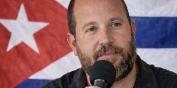 Entrevista a Josué Veloz, integrante del consejo editor del colectivo cubano La Tizza