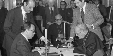 Piden firmas para derogar el concordato con la Santa Sede aprovechando la visita del Papa