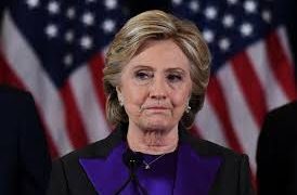 Cómo habrá sido la internacional progre de Barcelona que una de sus estrellas fue… Hillary Clinton