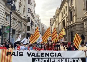 Miles de personas se manifestaron en Valencia bajo el lema “Ante las agresiones, somos la fuerza del país” 