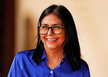 Delcy Rodríguez condenó el presunto ataque a Trump; las amenazas de éste contra Cuba parecen tenerle sin cuidado