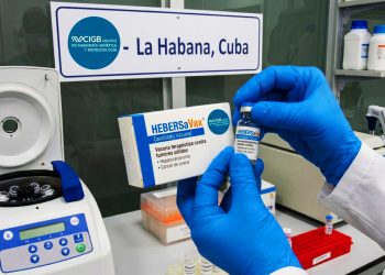 Cuba presentó HEBERSaVax, un producto de su biotecnología con grandes potencialidades en la lucha contra el cáncer