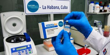 Cuba presentó HEBERSaVax, un producto de su biotecnología con grandes potencialidades en la lucha contra el cáncer