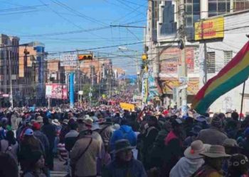 BOLIVIA. El gobierno y sus fuerzas armadas salen a reprimir el levantamiento popular