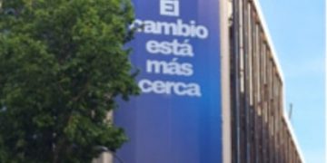 El PP no se aclara con el estado de su facha-da y dice que hay manipulación; en fin, pasen y juzguen
