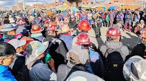 BOLIVIA. El gobierno decide desplegar al ejército por las calles y prepara el «estado de emergencia»
