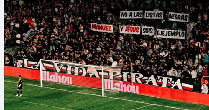 La afición del Rayo Vallecano, una vez más, marcando conciencia de clase