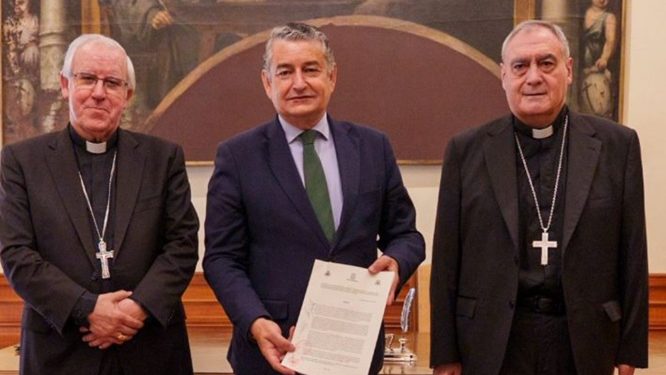 Andalucía: La sanidad pública se refuerza… con 117 capellanes!