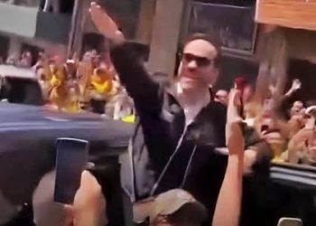 El presidente electo de Colombia, Abelardo de la Espriella, hace el saludo nazi (vídeo)
