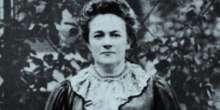Clara Zetkin falleció el 20 de junio de 1933, pero continúa estando viva