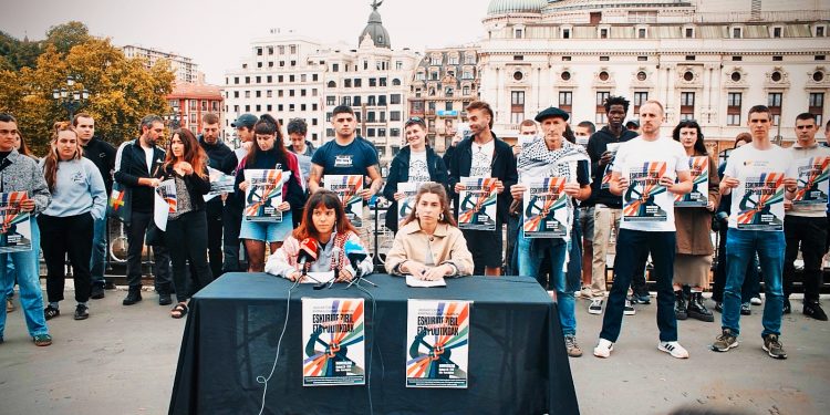 Varios colectivos llaman a movilizarse en Bilbo contra la criminalización del Gobierno Vasco y la violencia de la Ertzaintza