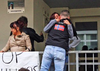 Fruto de la lucha, el Sindicato Socialista de Vivienda vuelve a parar otro desahucio; esta vez en Elorrio