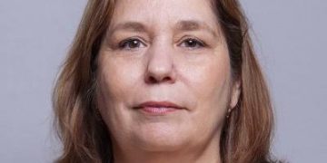 ROSA MIRIAM ELIZALDE. . Weyler no ha muerto