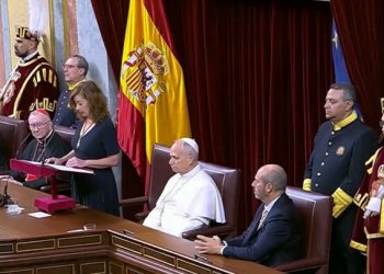Las instituciones confirman, es ironía, la aconfesionalidad del Estado
