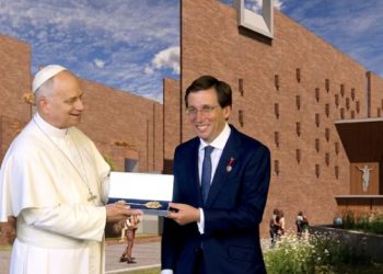 El regalito del Ayuntamiento de Madrid (Almeida, PP) al Papa y del que casi nadie comentó
