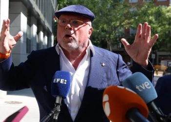 El ex comisario Villarejo tiró de la manta y acusó al rey emérito y su relación con un traficante