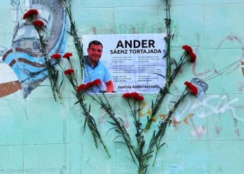Santurtzi volvió a manifestarse reclamando justicia para Ander, asesinado por la policía municipal