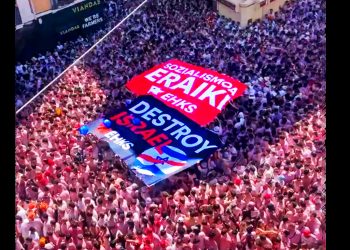 EHKS ha mostrado su claro mensaje en el txupinazo de los Sanfermines
