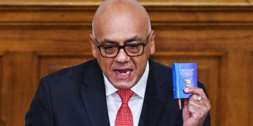 Nos referimos a Jorge Rodríguez: ¿carece de vergüenza o padece de amnesia?