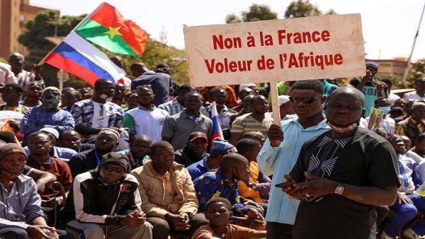 BURKINA FASO/FRANCIA. Culminada la retirada de diplomáticos