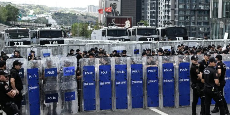 Los Movimientos Antiimperialistas de Madrid denuncian la represión en Turquía durante la Cumbre de la OTAN