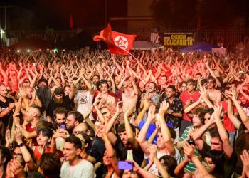 Concluye la Fiesta organizada en Roma por los comunistas con decenas de miles de participantes