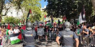 Comenzó el juicio por denunciar el genocidio sionista en la Vuelta ciclista