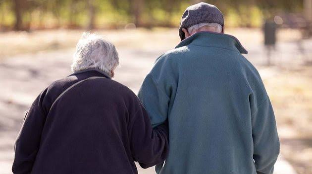 El gobierno remite cartas a personas próximas a la jubilación para que no lo hagan