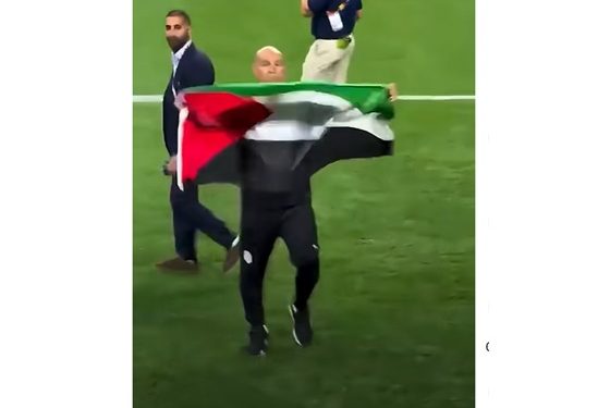 El entrenador de Egipto celebra una victoria en el Mundial recordando al pueblo palestino
