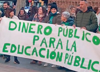 Atención Marea Verde: el gobierno quita 309 millones a Educación para destinarlo al ministerio de la Presidencia