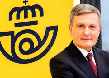 Mientras su dirección se sube un 45% el sueldo medio, Correos despide más de 5.300 trabajadores