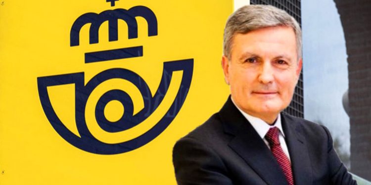 Mientras su dirección se sube un 45% el sueldo medio, Correos despide más de 5.300 trabajadores