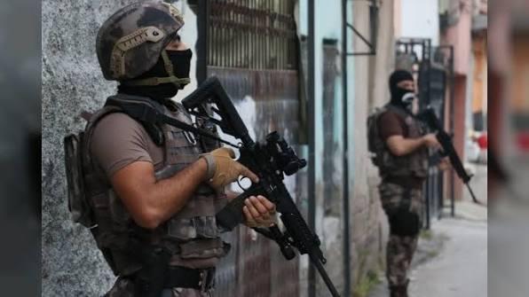 TURQUÍA. Ola de detenciones ante la cumbre de la OTAN