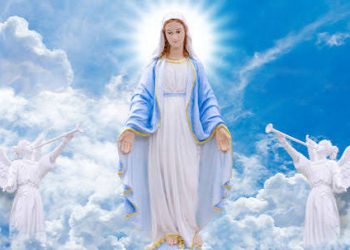 15 de agosto, Fiesta Nacional: se celebra la Asunción de la Virgen (ojo, en cuerpo y alma)