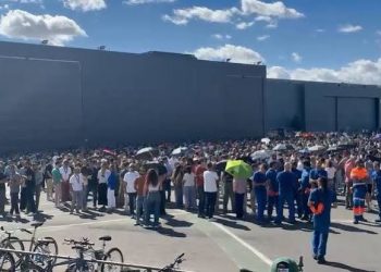 El gobierno amenaza a los trabajadores en huelga de Airbus: «espero no tener que intervenir»