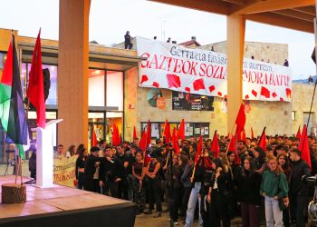 GKS e IAS presentan amplio e interesante programa para el Gazte Topagune Sozialista de Elizondo