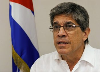 Respuestas claras de un viceministro revolucionario