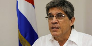 Respuestas claras de un viceministro revolucionario
