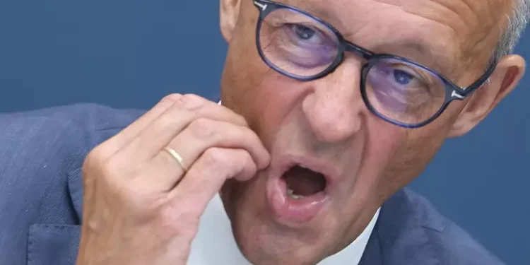 ALEMANIA. Con palidez, el canciller Friedrich Merz dice que seguirá en su cargo