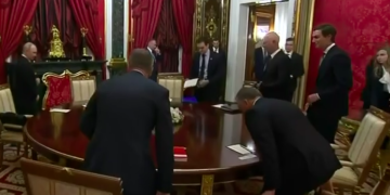 RUSIA. Putin recibió a enviados de EEUU advirtiendo el limíte de la tregua en Ucrania