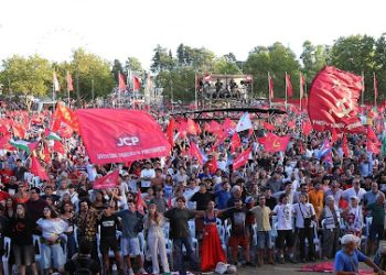 Los comunistas portugueses celebraon el 50 aniversario de la fiesta Avante! con miles de asistentes (Video)