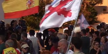 Mucho más que un simple hedor a fascismo en las manifestaciones patrióticas de Ceuta