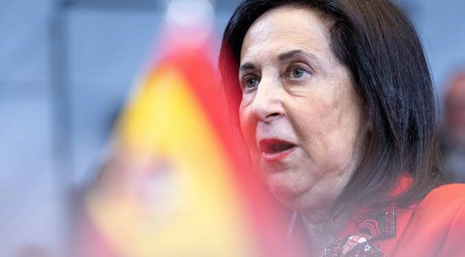 El gobierno compra armas e hipocresía: récord en gasto militar pero en unos meses pedirá el voto progresista
